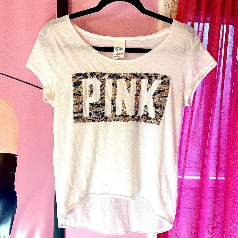 Vintage Victoria’s Secret 🐯 Tiger Sequin Animal Print Pink t-shirt Top x Small